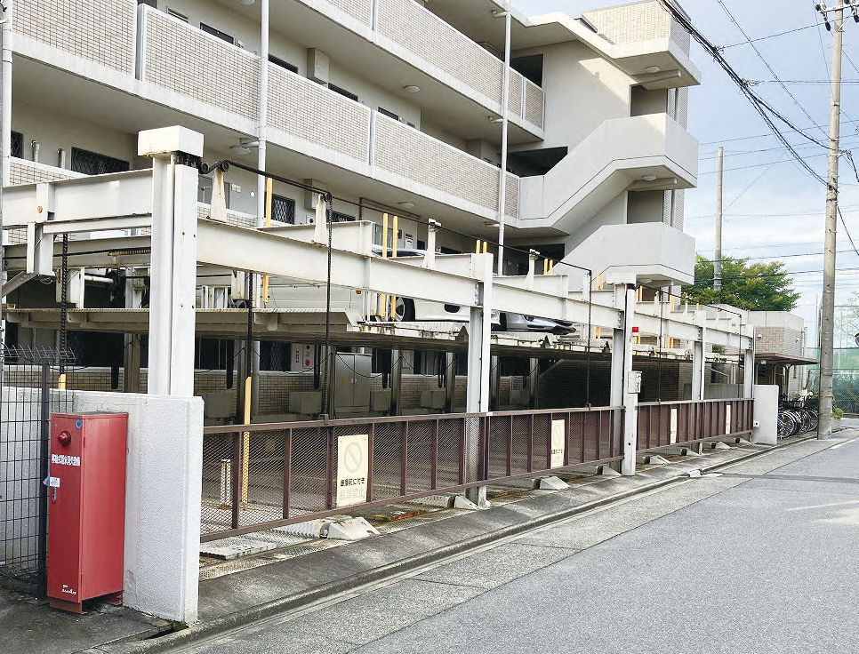 コスト削減。古い立体駐車場から平面化|施工前