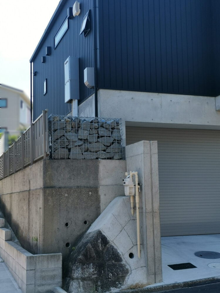 愛犬も快適に過ごせる広々としたお庭【日進市 H様邸】